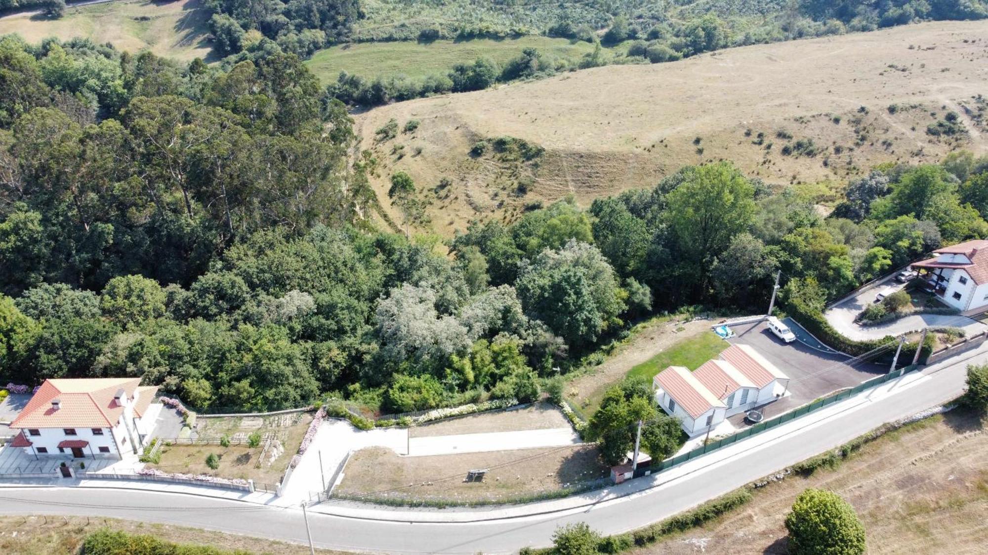 Apartamentos Turisticos El Balcon De Llavandes Colombres Eksteriør bilde